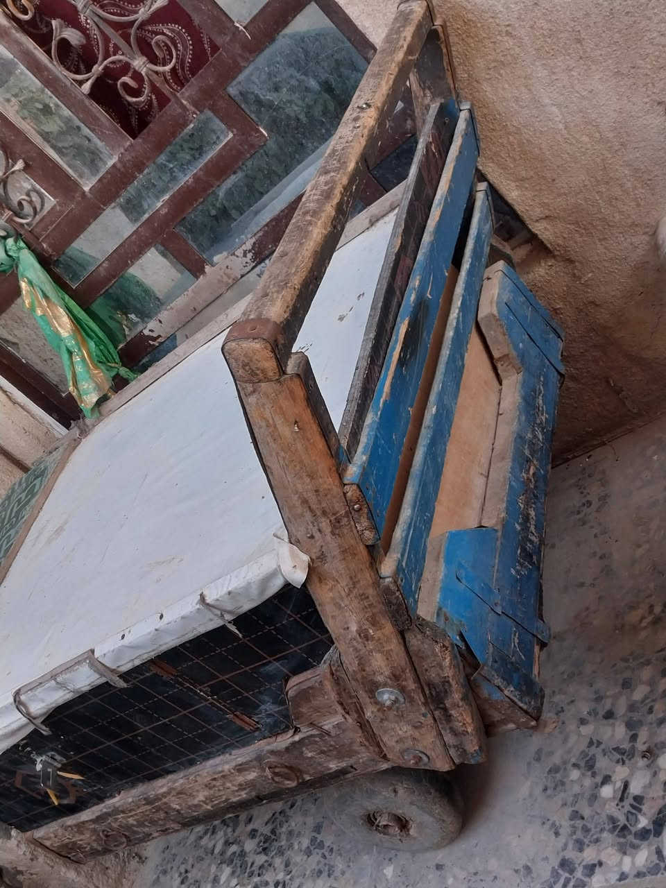 سلام عليكم عربانه عمل للبيع
@الجمبع


**إذا كنت صاحب هذا الإعلان وتريد حذفه لأي سبب، رجاءا أرسل رسالة إلى الدعم الفني**