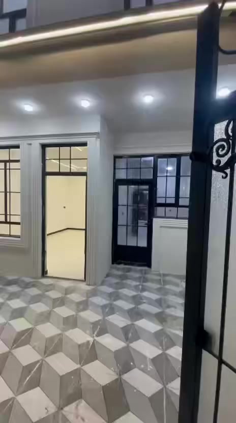 مشتمل للبيع في حي الجبيرية الثالثة مساحة 125 متر

زيرو / يحتوي على ثلاث غرف نوم 

السعر 66 
للمزيد من التفاصيل مراسلة الصفحة او الاتصال على الرقم 
***********
