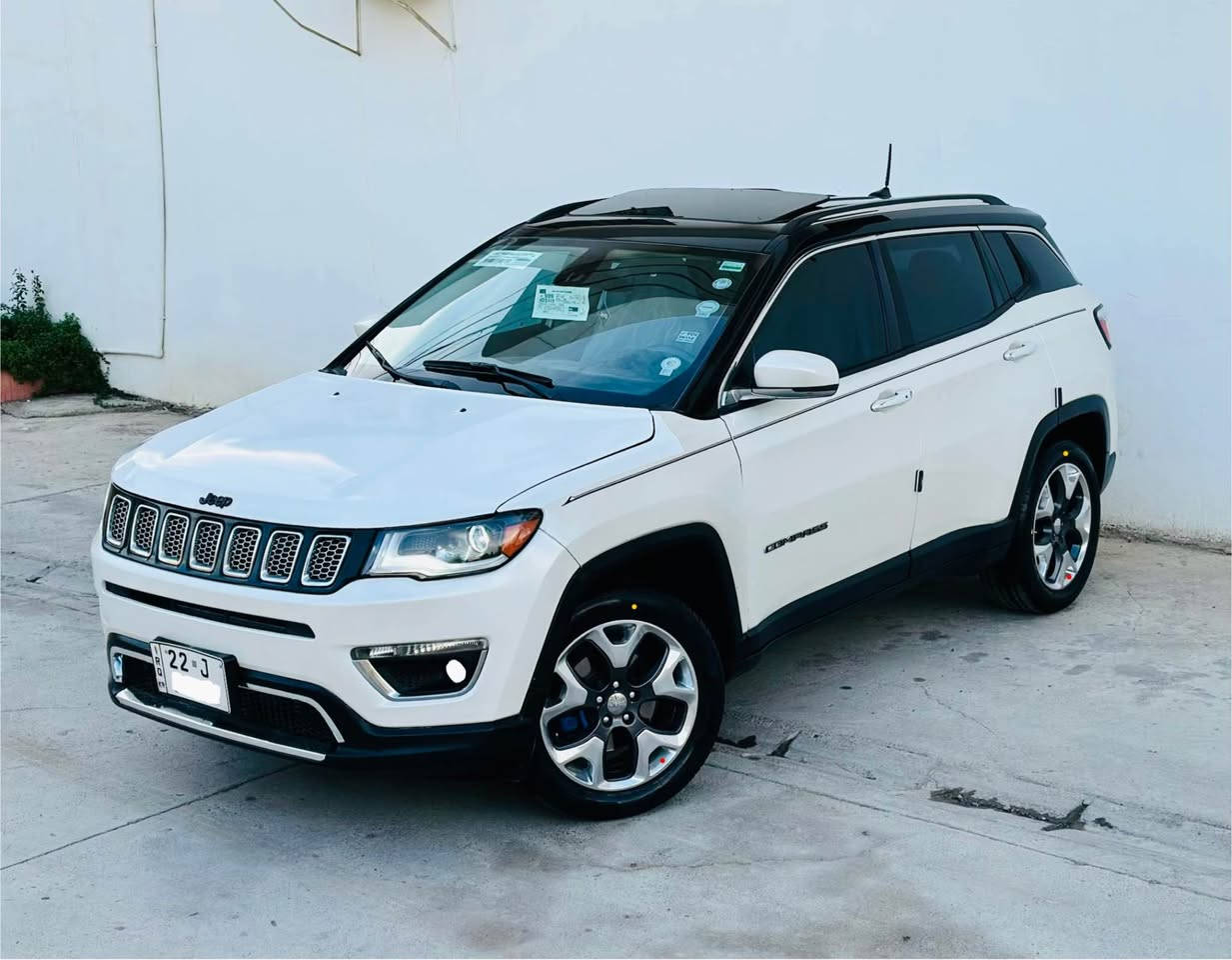 فایبر واتس ئاپ ( *********** ) 
جیب كۆمپاس 2017 فول مواسفات لیمتد مەكینە 2.4 مرغوب 
بیلاد سەقفو شانە ڕەش 79 هەزار هەقیقی ڕۆشتوە 
بەناوی خۆمە ڕەقەمو سەنەوی هەتا 2029 تازەیە 
بەسمەو سڵایدو شەغال دەبڵ ئەكسل 4مۆدی لیخوڕین 
شاشە گەورە ئۆتۆ ستۆپو ستارتو پارك كوشن جلدو هیتەر 
كوشن كارەبا سوكان هیتەرو فۆلیۆم تەبرید مەركەزی 
لایت لیدو زینۆن برێک بەسمەو كارەبای دەرگا بەسمە 
ویل كرۆم دەبڵ گیر تۆماتیكو عادی كامیڕا تحدید سورعە 
دەژخلیسك ئاوینە ئیشارتو هیتەرو ئۆتۆو كارەبا 4تایەی تازە  
پارچەو نیویك بۆیاخ بێ ناوگرتن پشتو پیش كەپس 
گیرو مەكینەو تەبریدی بەشەرت 137 كەمیك مجال رانية, السليمانية
