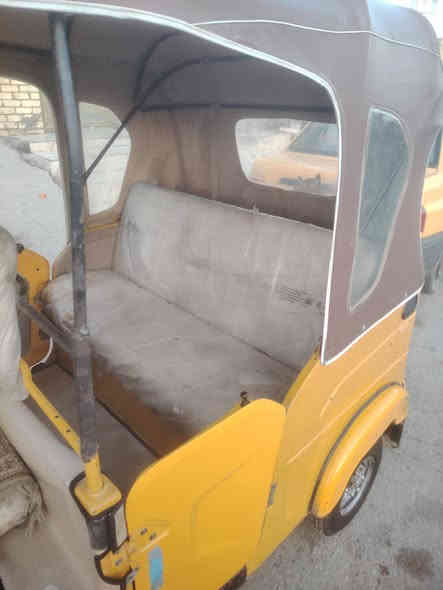 تكتك للبيع موديل ٢١ مرقم كامل داك لوحاته 
التكتك نضيفه مال شغل مكفوله من الضربه القويه
بيه طخات بسيطه مكينه فقط بوشه وبستم وناعمه لا تنقيص لا تبخير
اتصال/***********
