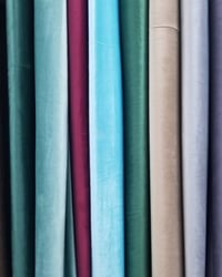 ستائر شامو • خياطة حسب الطلب • توصيل محافظات