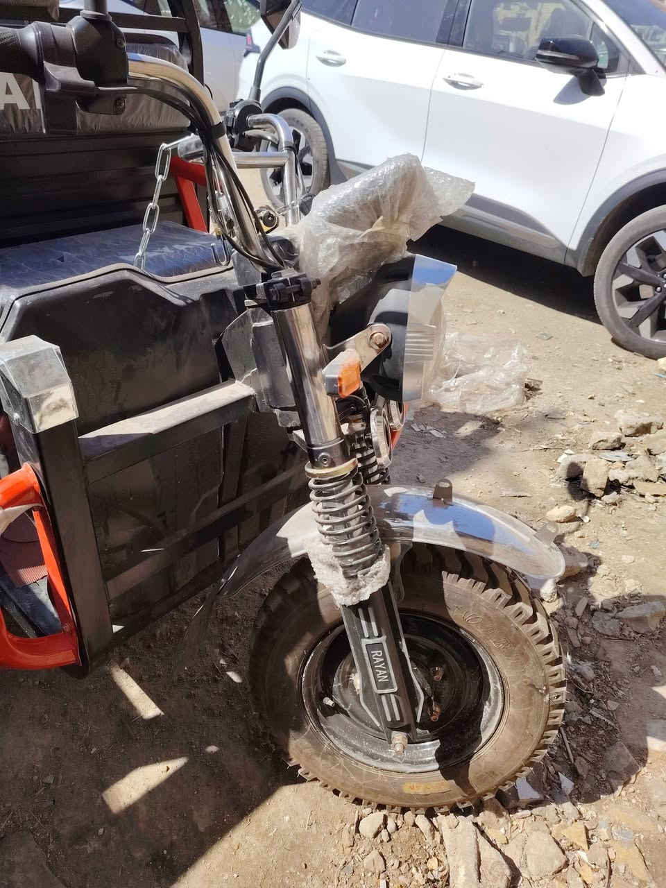 سلام عليكم عندي هاي ستوته شركة الريان💯 موديل2026  بعده بل جيس ستوته مماشيه مشحونه مره وحده من طلعته من شركه البدي مالته جبير مو صغير حموله مالته طن بيه كير مال ثكيل اخاف تغرز عندك بل حمل تراجه مامفتوح بيه برغي تجي وشوفه الله شاهد هاذه رقمي بي واتساب ***********
