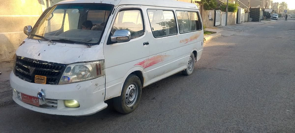 السلام فتون موديل 10رقم بابل احمر كوم حديد بدون تحويل عوزهه ترتيب السعر 12 ورقة المكان البياع الشرطة الخامسه ***********
