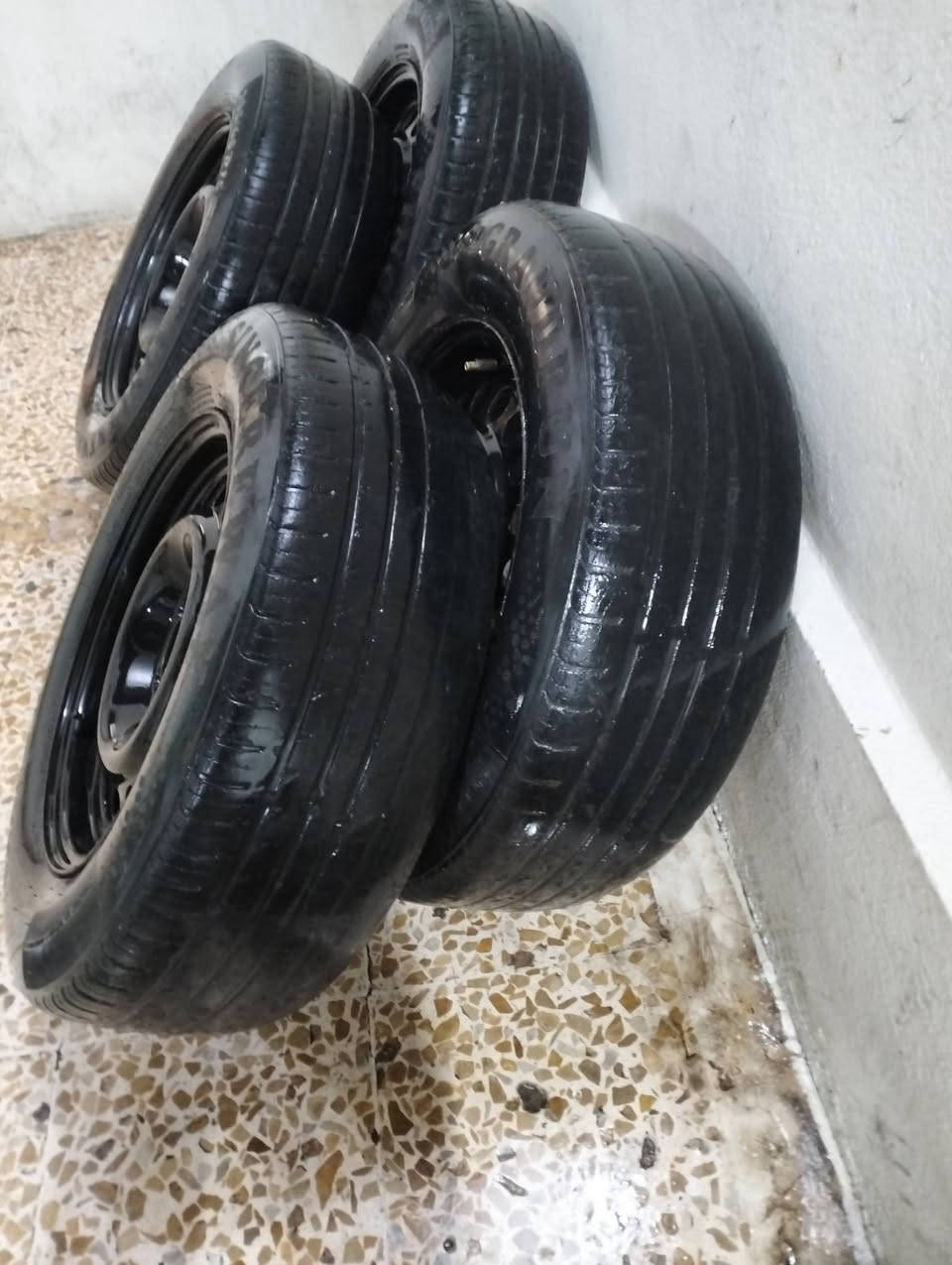 وياله اوبل اوميكاه هوه و تاياتو حجم 15 للبيع وياه شرط بدون عواج ولا كسر تايات زوج ع نص زوج ممسوح مكان موصل حي بكر سعر 100 بي مجال قليل استفسار أكثر ***********
