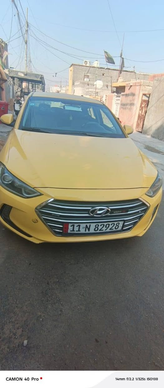 سلام عليكم
انترا موديل 2018 
سياره بسمي 
كير مكينه تبريد حداديه مكفول 
حادث جاملغ امامي 2 مبدل
بيه بلقماره شويه معجون مال امريكا
بغداد مدينه الصدر 
المكينه بدله قبل شهر مال حاويه برغي مامفتوح 
السعر 118
بيه مجال
***********
