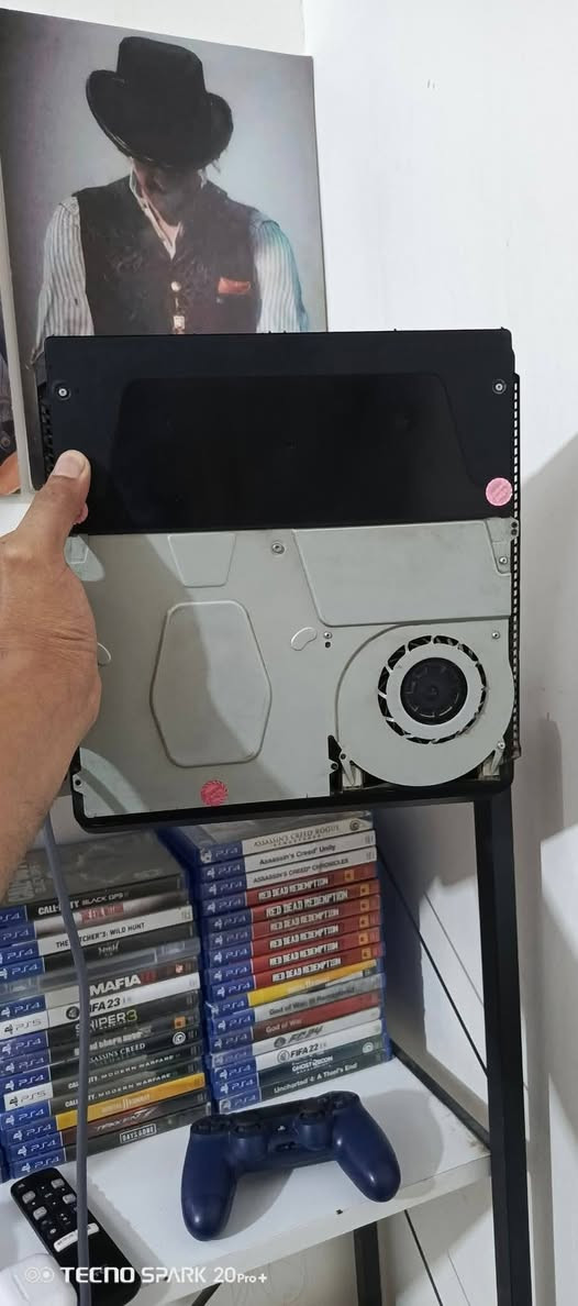 Ps4 
مهكر مع العاب
500 كيكا
سعره 300
بغداد مدينة الصدر قطاع 71
توصيل متوفر للجميع المحافظات


**إذا كنت صاحب هذا الإعلان وتريد حذفه لأي سبب، رجاءا أرسل رسالة إلى الدعم الفني**