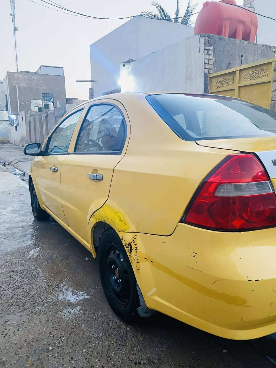 اسلام عليكم للبيع سياره افيو موديل 2008رقم انكليزي قادسيه بسمي مداور ثاني يوم سياره جديده مكفوله بيهه بس جاملخ مبدل جهت سايق وباب سايق شويه معجنه من جوه قليل ولباقي كفاله عامه مكينته ١٦٠٠مسكر جديده لاتبخير ولاتنقيص سياره متعوب عليه اصل بيض وسعره ٤٨وبيهه مجال قليل حك جيه مكاني بابل قضاء القاسم وهذه رقمي*********** خاص مامتواجد
