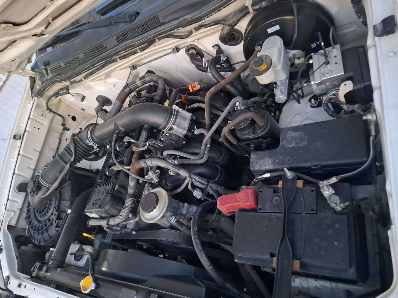 تويوتا هايلكس 2013 دبل اكسل وارد شركة سيد نهرو ماشية 165 الف كم
بدون صبغ نهائياً

🟪 السعر  :: الطلب في التعليقات ويوصلك مباشرة ✍️ 📩

داخل احمر
مرايات كهرباء
كامرة
شاشة
ديكور فورميكا
تحكم ستريت 
اضوية زينون

بيها فقط قبق صغير يم باب الخلف
عدا ذلك ما بيها شي

السنوية منتهية 2023
اكسل وكير ومكينة بشرط الفحص

رقم صاحب السيارة 
***********
+ واتساب
