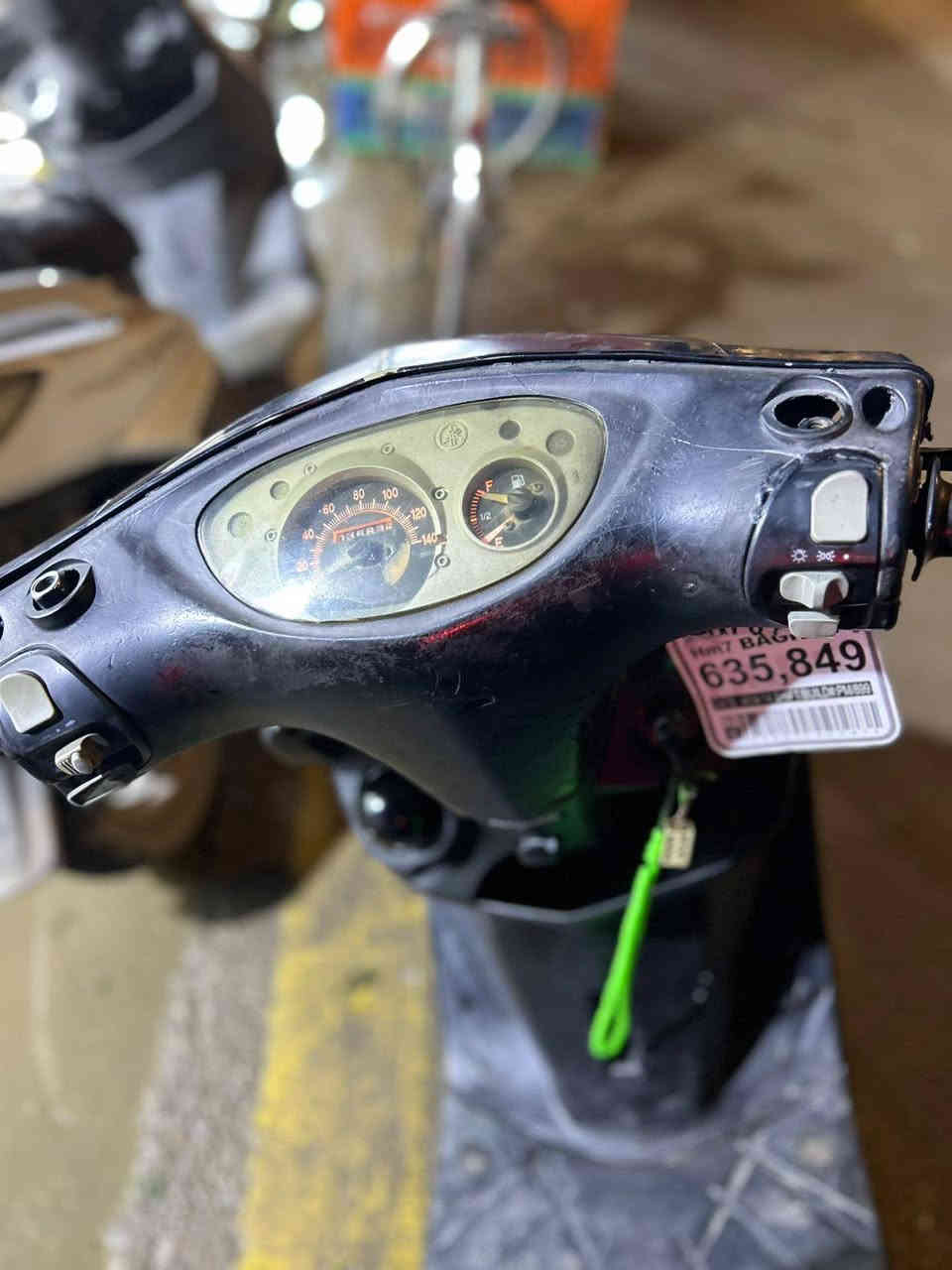 دراجه ماكس ثعلب للبيع

دراجه بلاديه نكره سلف بأي وقت كهربائيات كله شغاله مابيه كل نقص سلف هندر كله شغال اشاير يمنه يسره لايت عالي ناصي قفل ستيرن كله شغاله مكينه ناعمه حلوه شلعه معدل تخبل تاير جديد اوراق كامله مكاني غزاليه السعر 450 وبيها مجال ***********
