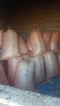 يوجد تبن للبيع ول يريد يدك علا رقم 07832040220