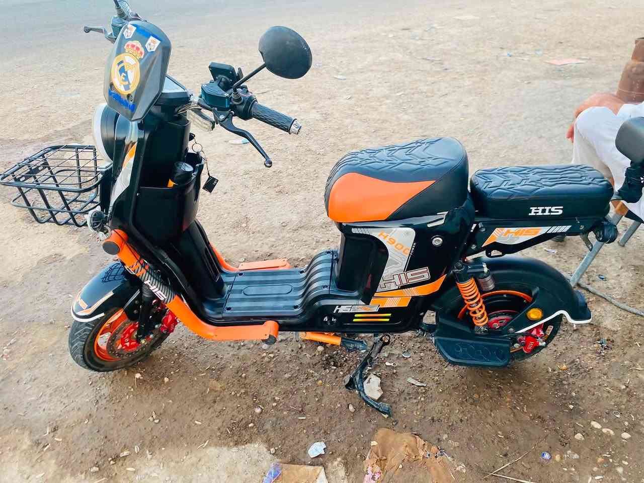 دراجة شحن H900

بعدهة جديدة صار4اشهر من نزلتهة رمبة

نضام بك
تشغيل عن بعد
حساس سرقة
بصمة +زويج
بطاريات5كبار فول

مراوس بدراجة شحن x900ام صندوق

مراوس بس


**إذا كنت صاحب هذا الإعلان وتريد حذفه لأي سبب، رجاءا أرسل رسالة إلى الدعم الفني**