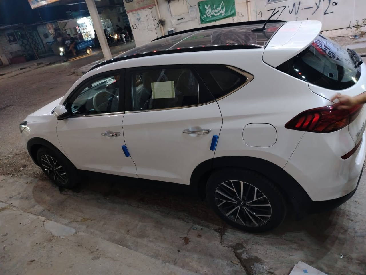 توسان خليجي موديل 2020 شركة الكاصد 
فول مواصفات 1/1
المواصفات
بانوراما
بصمة تشغيل
مرايا شفط
شحن وايرلس
كشنات جلد
داخل صاج
حساسات خلفية
أنظمة قيادة
منظومة زنون
كشنات كهرباء
شباك LED
محرك 2000 دوش
ماشية 49 ألف
السيارة جديدة وجاهزة
ما بيها أي نقص
أحلى من الصور شرط

المكان واسط الكوت
📞 ***********
🔴 السعر : 235
