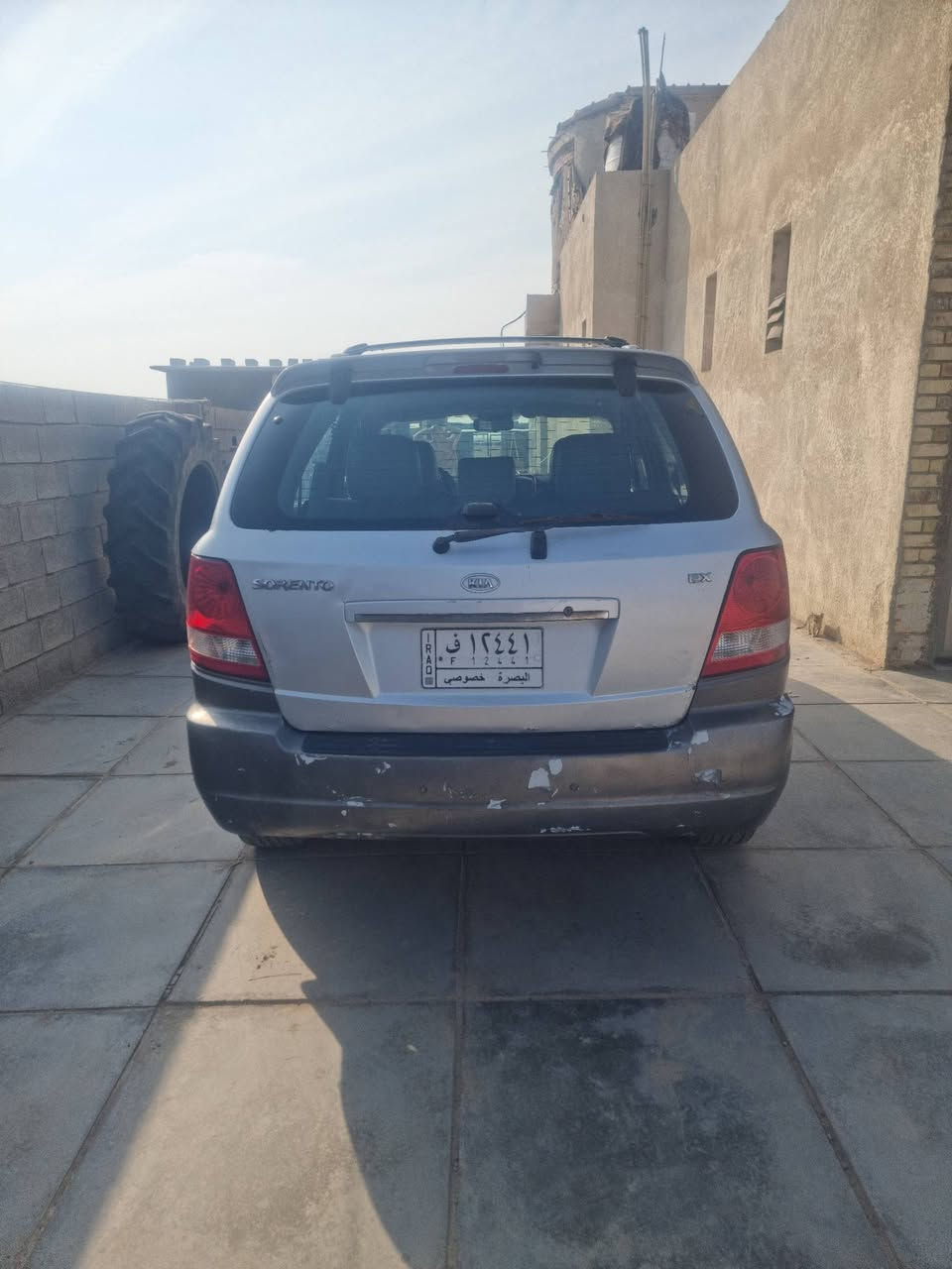 سورنتو للبيع موديل 2005بدون حادث وراد خليجي بيه صبغ بس قليل قماره تكم مكفوله كير مكينه تمام بيه بعض الملاحضات بسيطه فتحه شغاله السعر 71وبيه مجال للطيبين مكان السياره العماره الاتصال على الرقم :*********** بي واتساب
