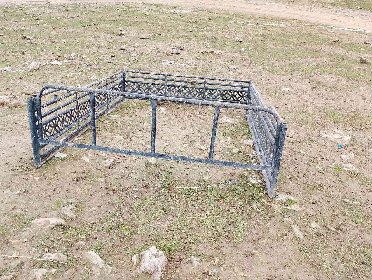 محجل للبيع مكان موصل بادوش سعر 100بي مجال ***********
