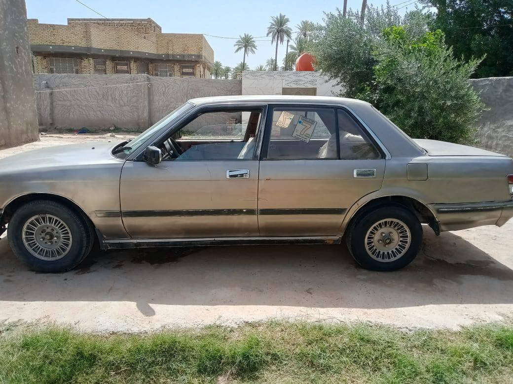 يا الله السلام عليكم من رخصه المدير والاعظاء سياره سيدان موديل 91سياره خير من الله تخم تاير حداديه باتري كهربايات كله جديد كير أو محرك بل جيس سنويه عظم عاج لحد 28 مشروع وطني تحويل مباشر مكاني كربلاء طوريج السعر 27او بيها مجال لطيبين *********** أو الاسيا ***********
