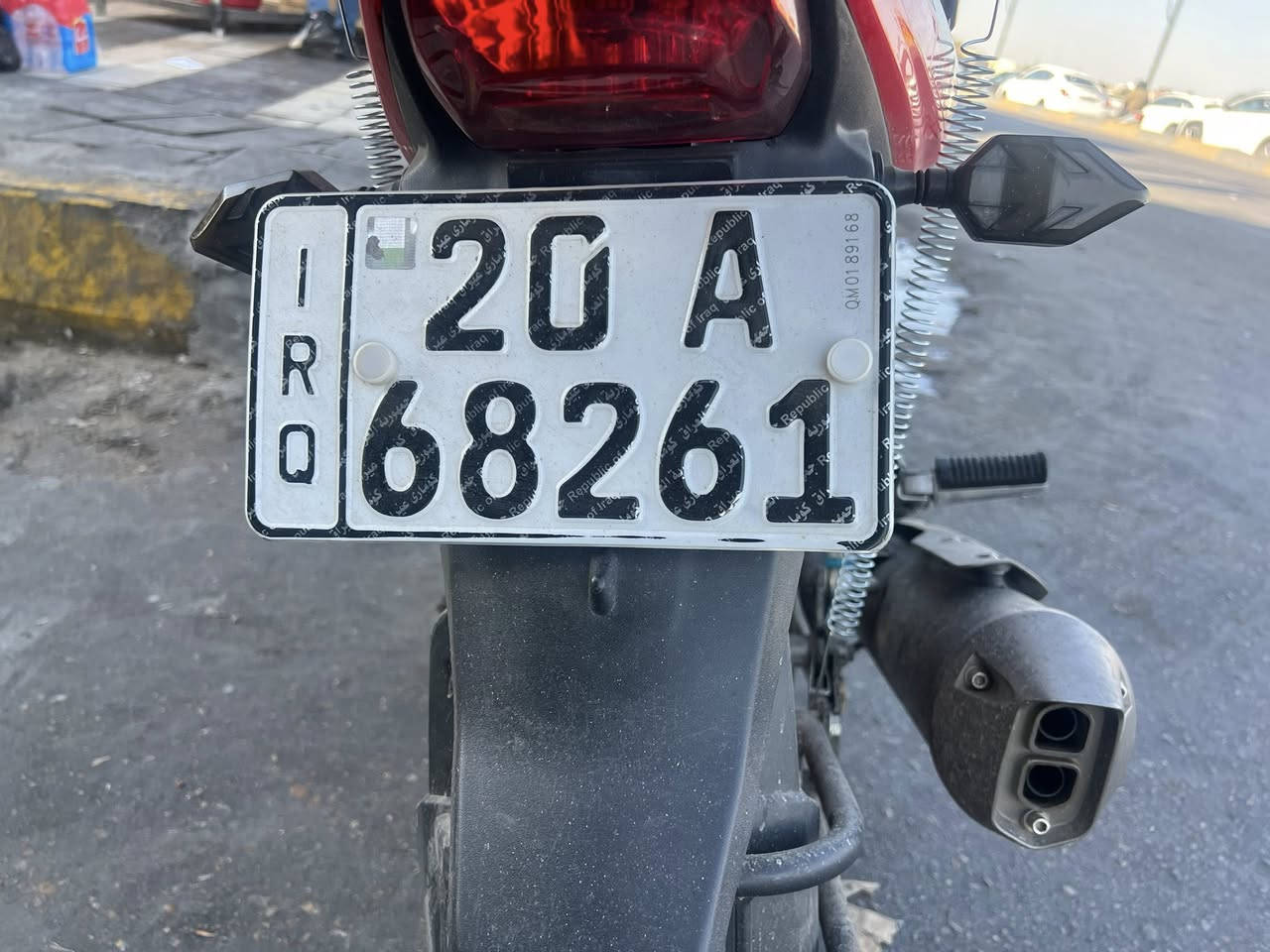 السلام عليكم دراجه شاينك للبيع مرقمه رقم إنكليزي وهزه جديده ماشيه 7الاف مكانه بغداد سعره 2300وبيها مجال بسيط مكاني بغداد شارع حيفا ***********
