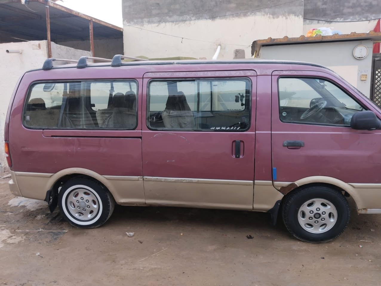 السلام عليكم كيه بريجو مديل٩٦سياره مكفوله مكينه وكير شواصي اكسن سياره كلهه جديد مكاني نجف ***********سياره بيهه ٣عكل اصليات
