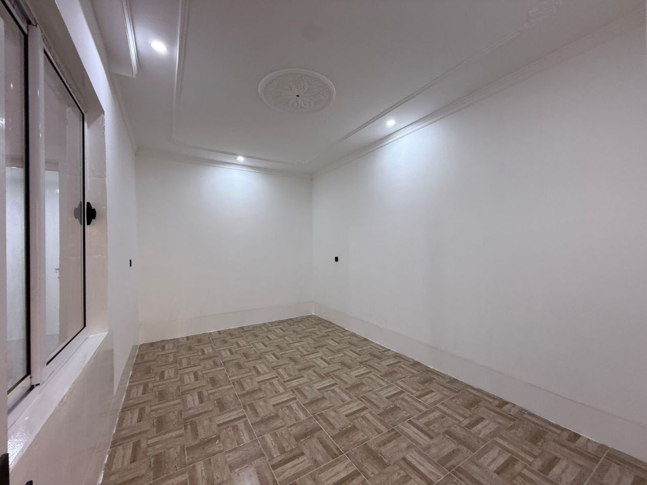 #عقارات_حبيب_علي
🔸سند طابو يتسجل بإسم اي عراقي
📍أربيل-بيت للبيع 5حساروك مقابل الحديقه ع شارع كورنيش مباشرة
➖مساحة 125M طابقين 
يتكون⤵️
➖4غرف نوم 
➖استقبال-صاله-مطبخ-مجموعه صحيات-كراج
***********
***********
لمشاهدة الفيديو والسعر والباقي من العروضات ادخل للقناة رابط القناة👇
https://t.me/habeb2ali

#عقارات_اربيل #شقق_للبيع_اربيل #بيو_لبيع_اربيل  #فلل_للبيع_اربيل #مجمعات_سكنية_اربيل
 #عقارات_كردستان  
#استثمار_عقاري_اربيل #عقارات_بغداد_سليمانية_اربيل  #عقارات_شمال_العراق  

9 دفتر 70 ورقه
