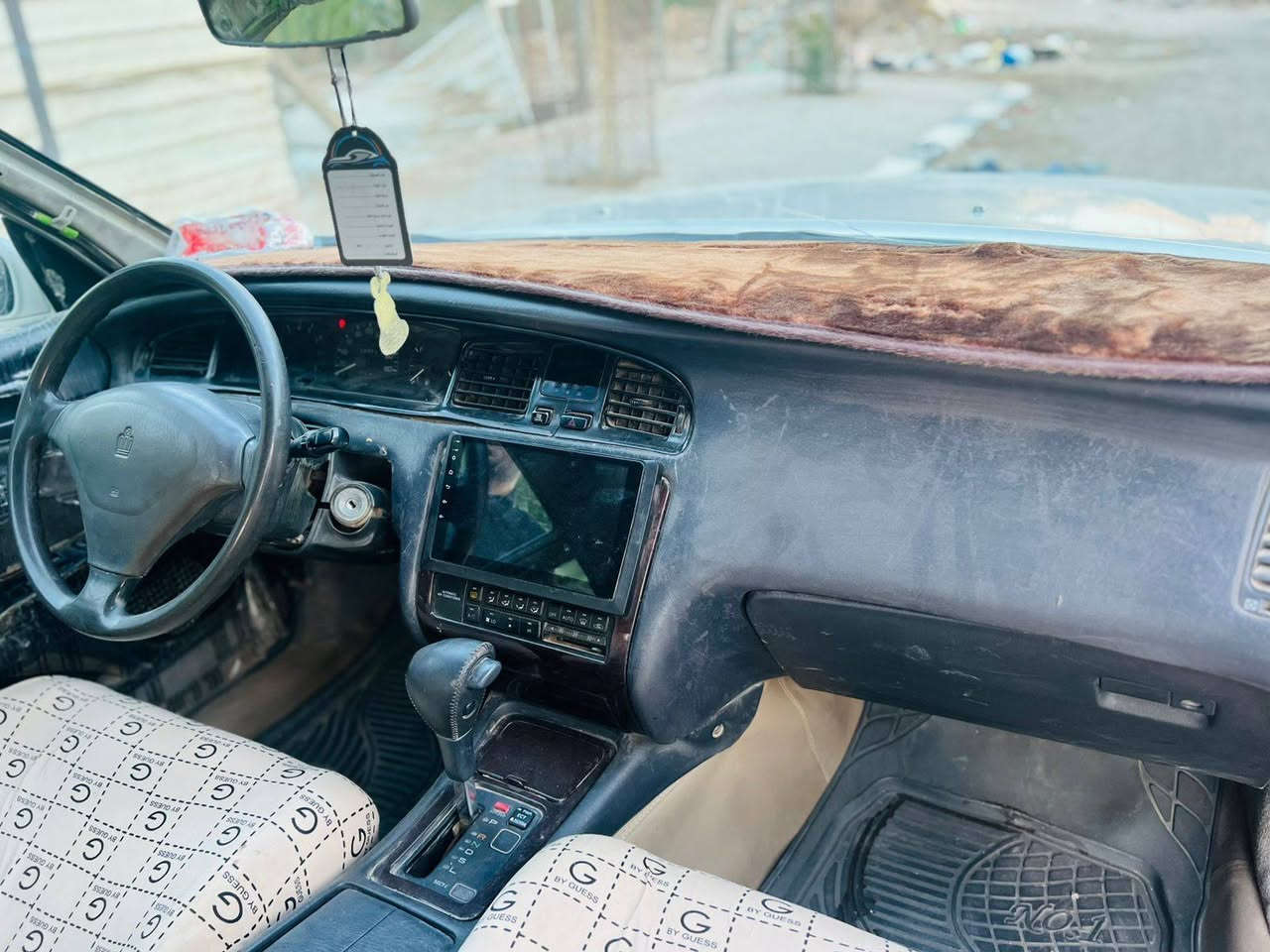 السلام عليكم  بيع مستعجل   بطه منفصل مديل 93 رقم انبار مشروع وطني مكفوله كص او نقل مكينه ففتي السياره حلوه مال جناي  شاشه  كامره تخم تاير السياره حلوه مكان السياره نجف  للستفسار ***********
