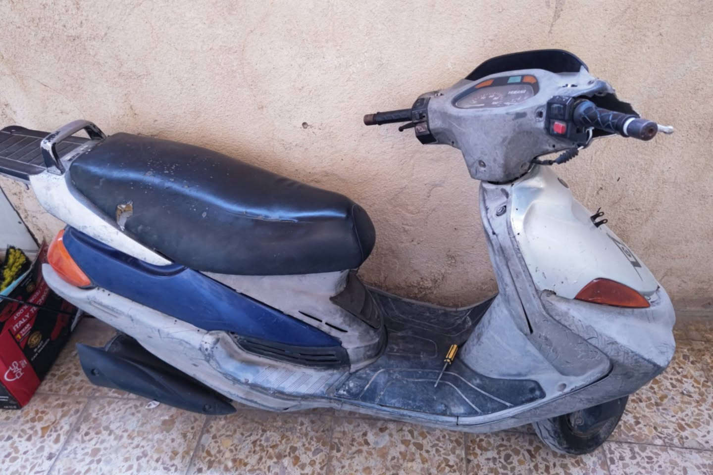 سلام دراجه فراشه
دراجه نقصه بريك خلفي والصالنصه بيه زرف بس 
السعر 150 وبيه مجال حك الجيه 
العنوان بغداد البلديات 
أبيع كوم حديد


**إذا كنت صاحب هذا الإعلان وتريد حذفه لأي سبب، رجاءا أرسل رسالة إلى الدعم الفني**