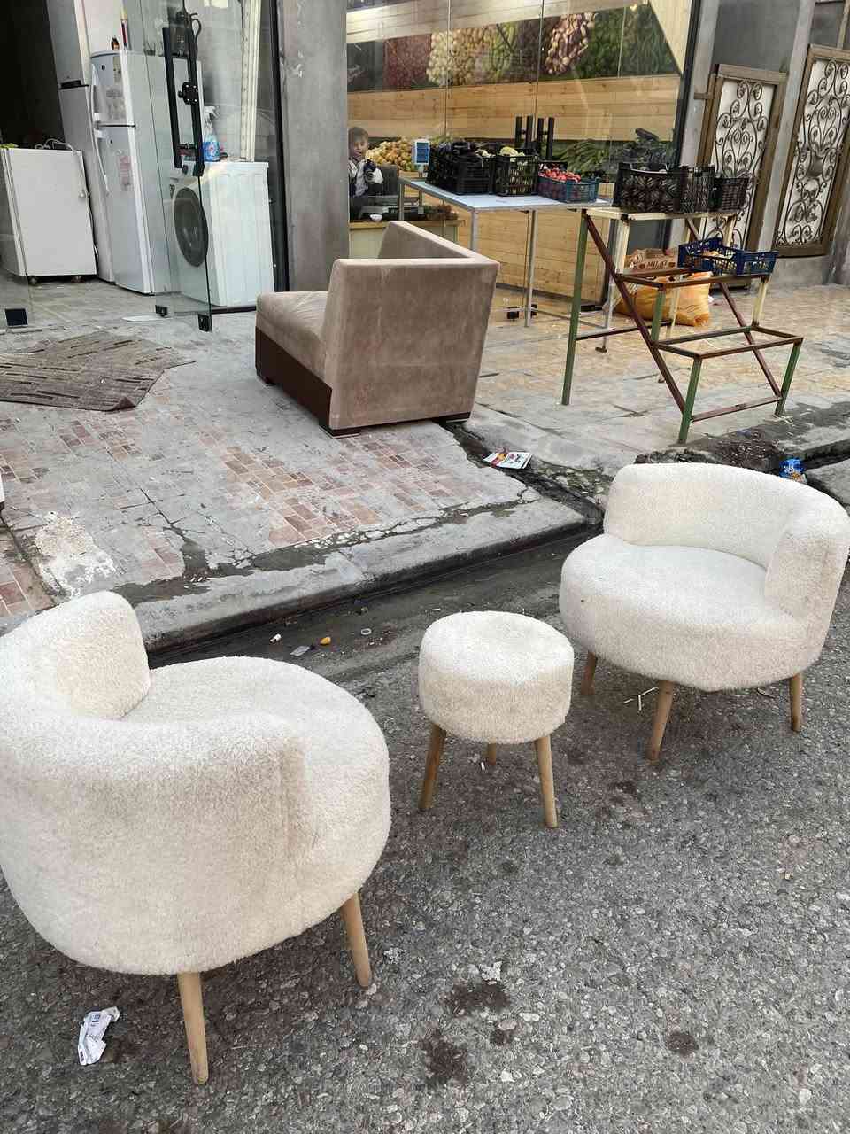 العنوان فرمان قرب مدرسة السعاده
للاستفسار والتواصل ***********
