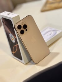 آيفون ١٦ برو ماكس • ٢٥٦ • بطارية ٩٩