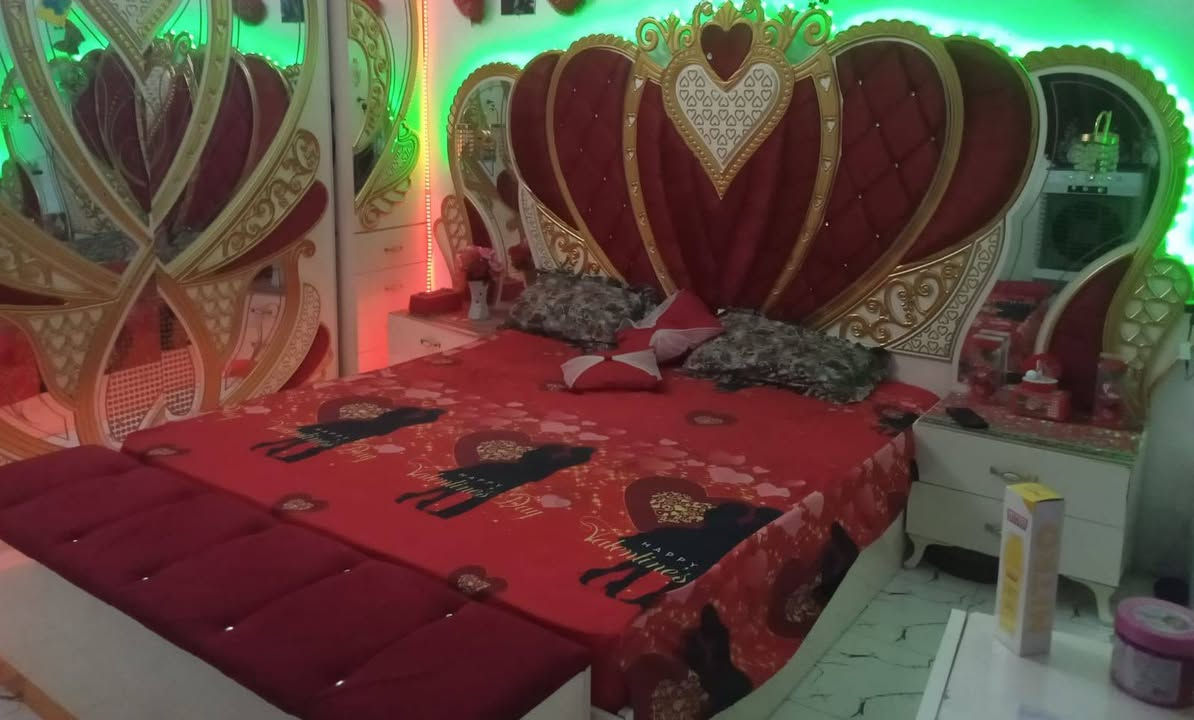 السلام عليكم
غرفه تركيه ضخمه 9 قطع اخت جديده
سعر 650 وبيها مجال بيع مستعجل عنوان حله شراي يتصل على رقم ***********
