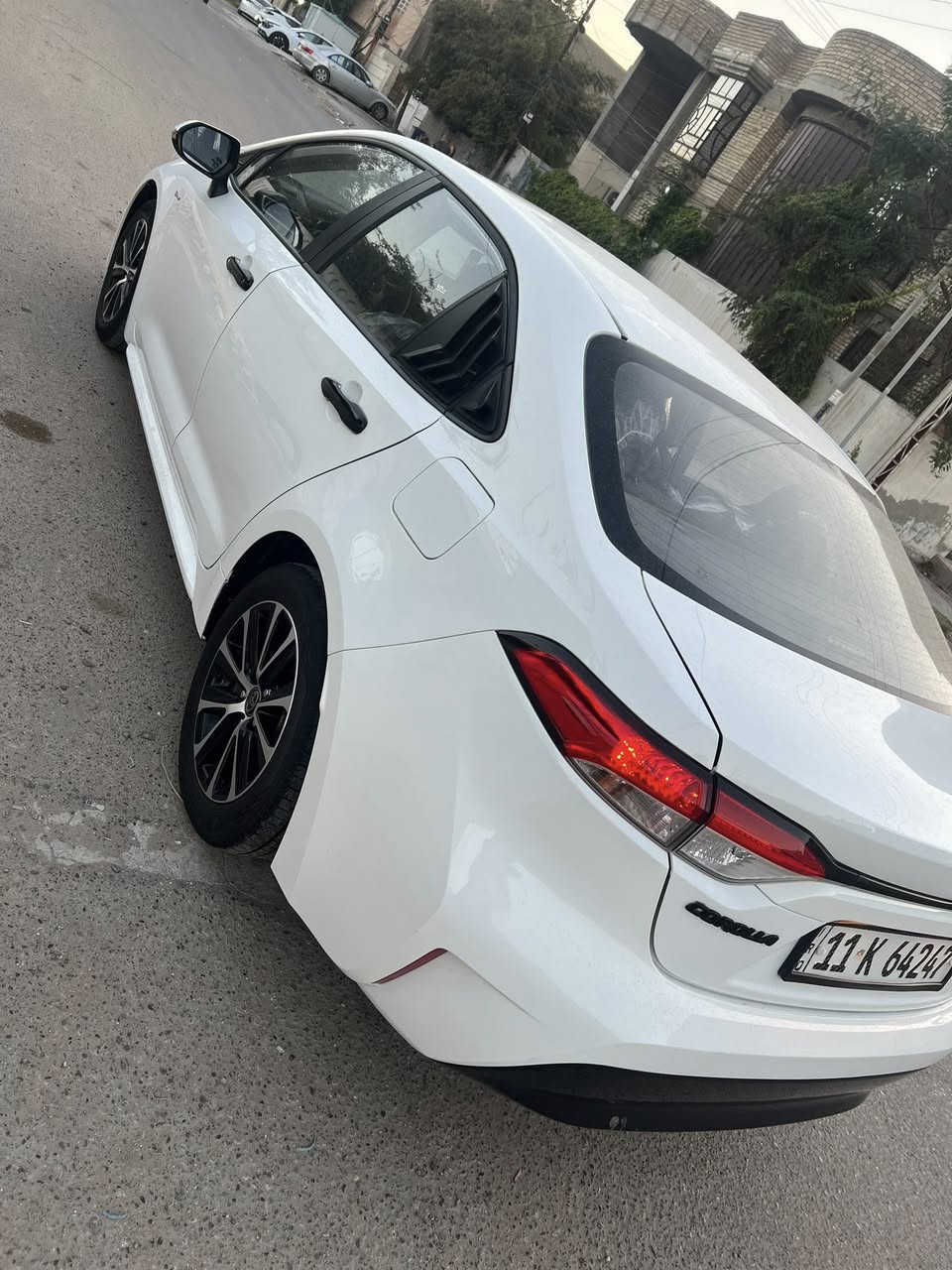 السلام عليكم
للبيع كورلا 2025 

شكل الامريكي بأسمنا

السياره مكفوله بيها طخه مال تحميل بالناقله بالجاملغ الخلفي 

الايمن موظحها بالتصوير الباقي مكفوله من صبغ وتبديل وبارد

السعر النهائي 155 

ماشيه ١٥  الف كم

داخل مخمل  

مكاني بغداد العامريه 

للاستفسار ***********
