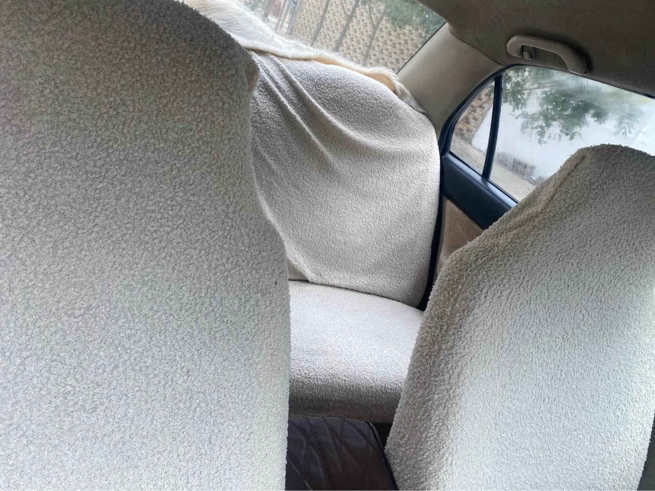 لانسر موديل 2008 محرك كبير المرغوب داخل بيجي كير اوتوماتيك رقم اربيل باسمي شرط التحويل  تبريد ويه سويج بدون نواقص ماناقصها برغي كهربائيات كلها شغال شرط اربع جامات كهربائي مري كهربائي تبريد شغال تدفئه شغال كله شرط شاشه وكامره 

بدنه تعديل بارد بدون نقطه بل شاصي بدون معجون او صبغ بل بدنه ومصبوغه عام اثر جراد 

وبيها معجون حك التصفيه مال صبغ والباقي مكفوله  والمناسبه حسب القناعه والسعر 75وبي مجال للاستفسار *********** واتساب هم موجود على الرقم ومكاني كركوك كركوك, العراق
