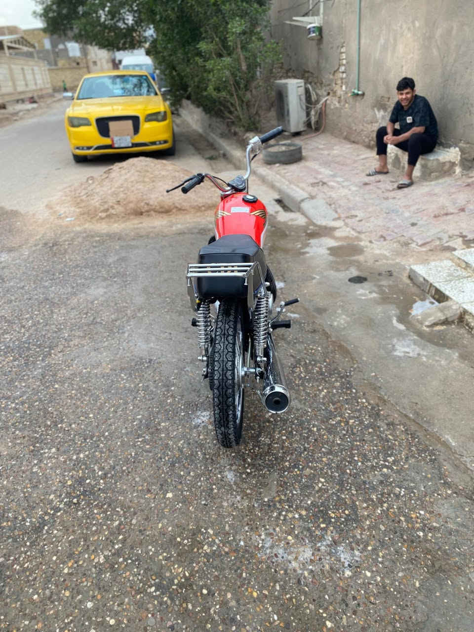 سلام عليكم دراجه للبيع 750 وبيه مجال دراجه بعدهي تفيلس ما مفيلسه ولله شاهد خوش دراجه وخير من يم الله يريدها يدخل خاص لو هاذ رقمي ***********
