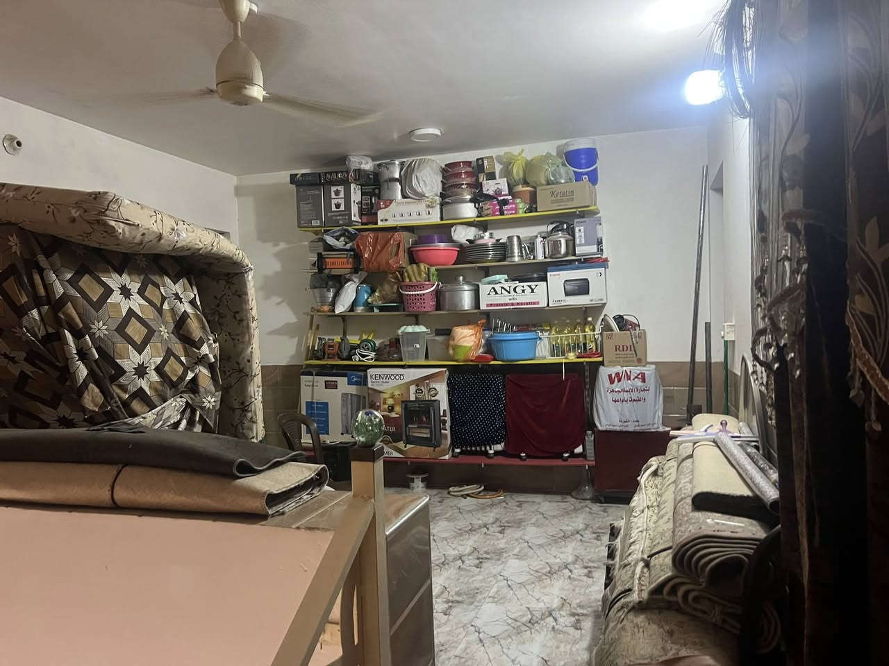 دار للبيع١٥٠مترللبيع معه الاثاث قرب السريع مربع ال٤٠٠٠ من صاحب العقار مباشر هاتف*********** يوجد واتساب
