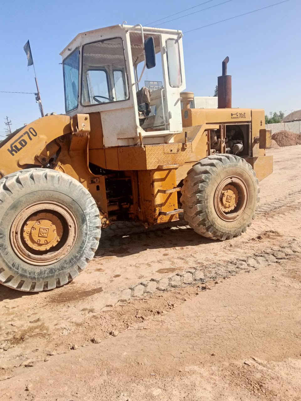 سلام عليكم شفل داش تو للبيع موديل 86 مسجل 98)(***********)(***********
