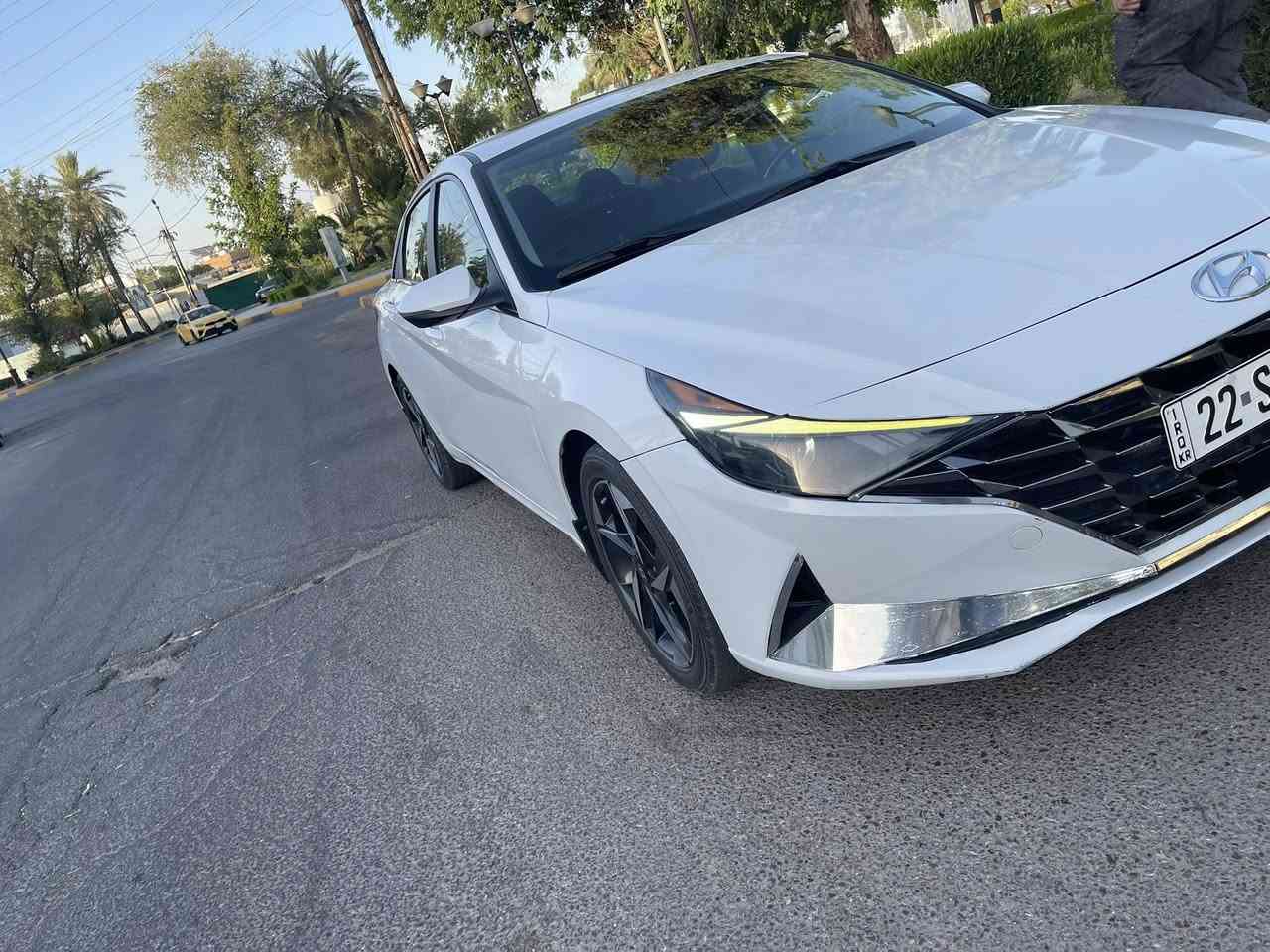 السلام عليكم
السعر 145 
النترا 2022 رقم اربيل حادث موضح بلصور بنيد وجاملغ بدون شاصي  وبدون لغد السياره جديده 
فول مواصفات 
ماشيه 50 
هزه رقم فحص كله جديده سنويه كله جديد 
تحويل مباشر بأسمي السياره 
محرك 2000 دوش 
السياره جاهزه بدون أي نقص 
المكان بغداد الشالجيه 
الرقم ***********
