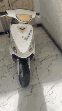 السلام عليكم دراجه ماكس قجمه للبيع محرك ناعم اخرس مشيها حلوه الدراجه بلاديه بوشه ٤٩ بلاد مبدل بيها ولفات وبستم كهربائية كلها شغاله سلف هندر اشاير بكلايت لايت كدام الدراجه بيها نقوصات قليله رادلها جوزه انه مخليلها مال إيراني العينه الكدام مكسوره الدراجه لانضوح ولا تنقيص ولا تبخير عنواني بصره ابو الخصيب السعر ٣٥٠ وبيها مجال هاذ رقمي ***********
