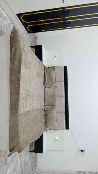 السلام عليكم غرفه تركيه ستخدام 5اشهر نضيفه نقص 5 يدات مجرات السعر ٣٠٠ وبيهه مجال بسيط ***********
