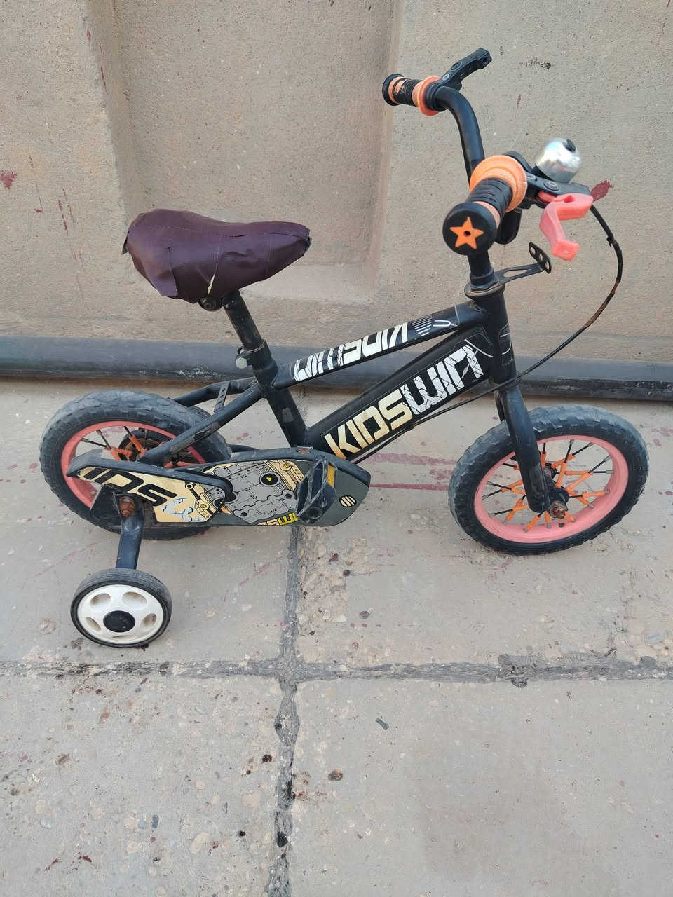 غراض للبيع نضيفات جدا


**إذا كنت صاحب هذا الإعلان وتريد حذفه لأي سبب، رجاءا أرسل رسالة إلى الدعم الفني**