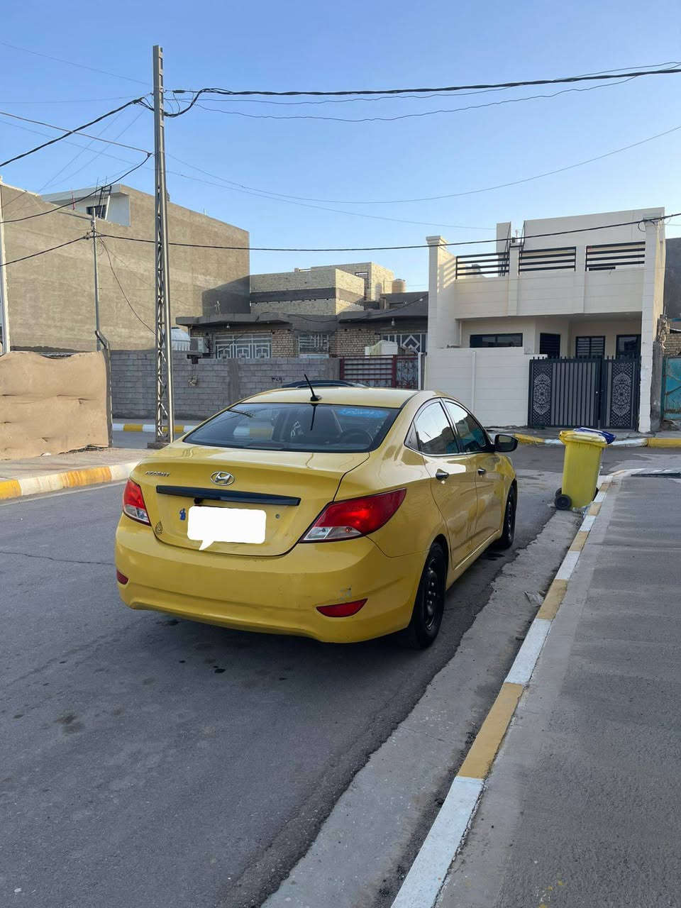 السلام عليكم سياره اكسنت للبيع وارد امريكي مديل 16 سياره جاهزه سعر 87وبيها مجال حك الجيه اللتواصل والاستفسار ع رقم هاتف ***********
