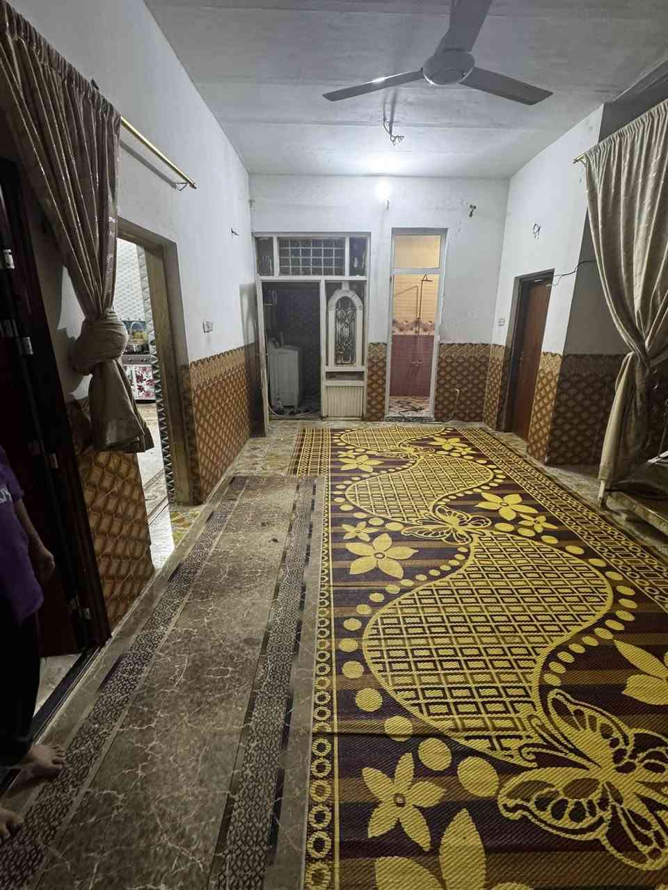 يا الله 

دار للبيع سيد جميل (200) متر قرب شارع عشرين ثالث فرع

مطلوب قرض 69 تسديد القرض 370 الف

البيت طابو صرف بناء جديد 2018 اعكاده 

متكون البيت من طارمه كبيره واستقبال كبير ومطبخ كبير وصاله كبيره وغرفتين نوم ومناور وصحيات 

((السعر مناسب ))

للتواصل والاستفسار اتصال 📱 
***********
***********

اخوكم ابو نور الدلال 

ادخل للحساب ناشر ابيوت اهواي يا بيت ايعجبك راسلني وتدلل

اعرض عقارك عندنا ودع لنا التسويق 

عنوان المكتب سيد جميل شارع 20 مقابل أسواق امير
