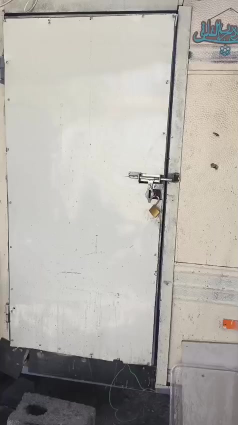 بيع سريع
مطعم متنقل سعر مناسب 
طول ٥ متر 
***********
مكاني بغداد حي الجهاد
