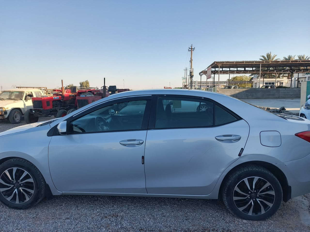 سلام عليكم كورلا موديل 2019بيه سونار موجود بل منشور السيارة كير محرك كفاله لسعر 128وبيه مجال العنوان ديالى تقاطع الغدس ***********
