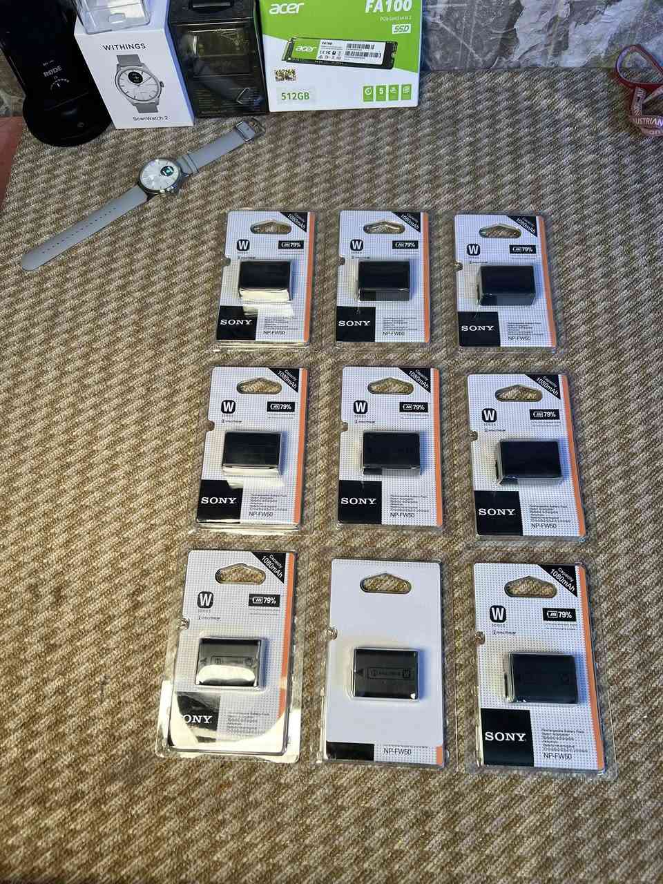 بطاريات من شركه سوني لكامرات سوني اصلي
*********** كلهن جديد ممستخدم
