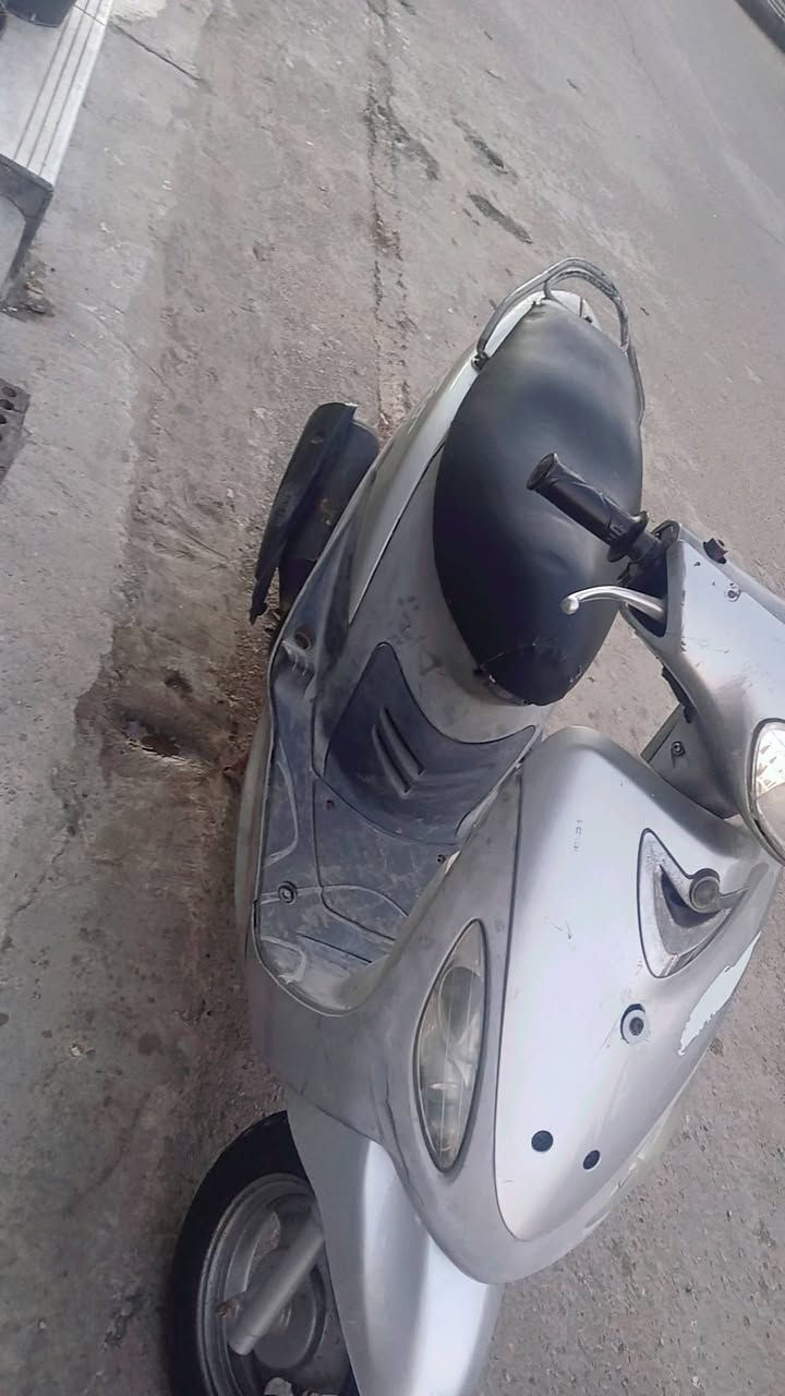 ماكس للبيع منغولي كاملة مكملة اني اكلك امانة الله نقصها بس اشاير الباقي كلوبات خلفي امامي يشتغلن دراجة مال رمبة تجي تفحص وتشوف سعر٥٠٠ وبيها مجال مكاني صليخ ***********٢
