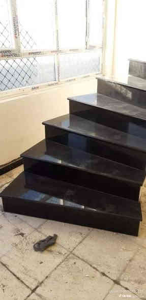 جوا سوك ب7الاف دينار لمتر شغل هندسي ويرضي الله نشتغلك كافه نواع السيراميك يوجد كادر ذو خبرة *********** بي وتساب
