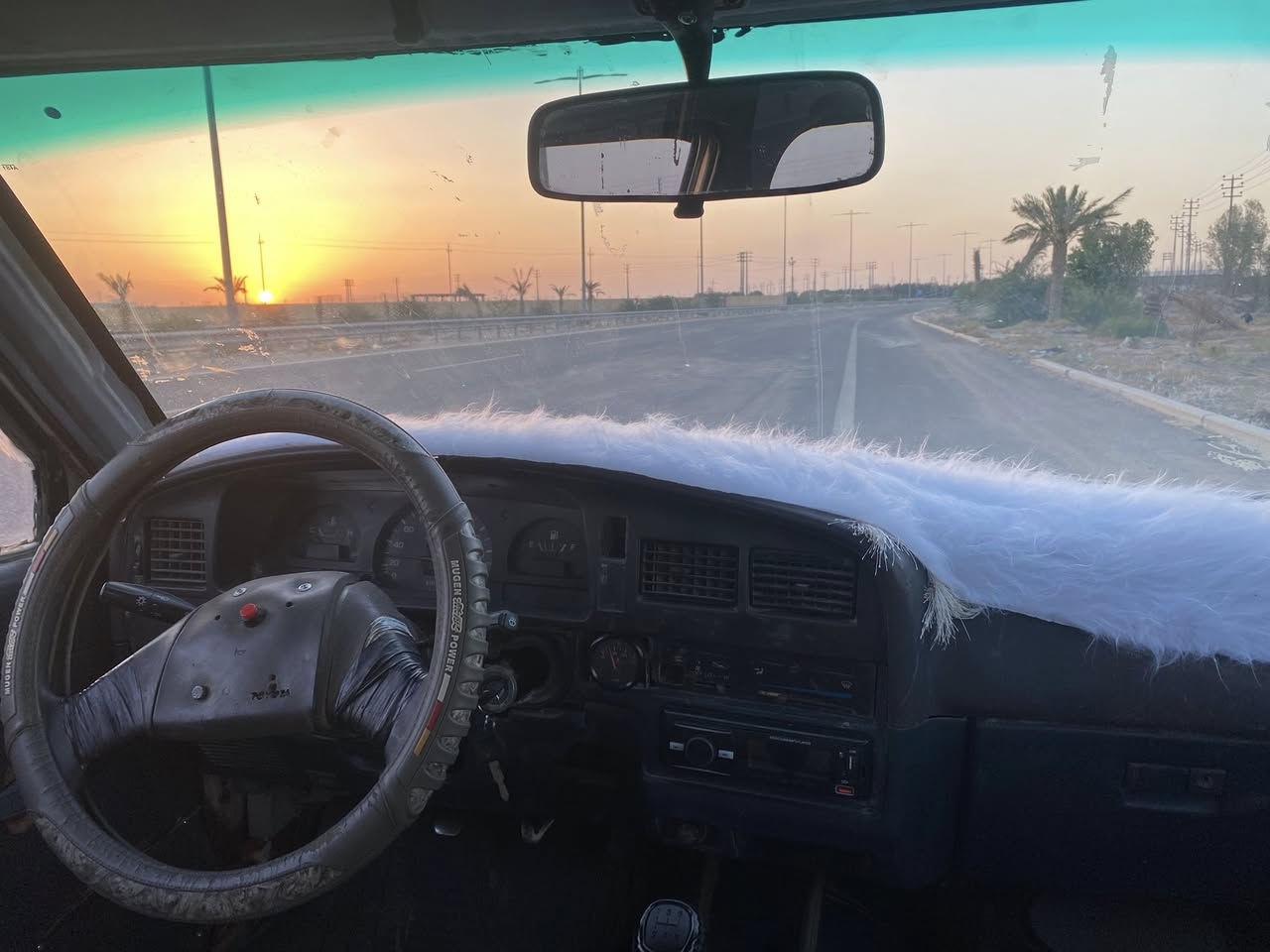 السلام عليكم سيارة البيع
بيكم تيوتة مديل 1989  مكفولة مكينة وكير وشاصي وكسن

سنوية 2030رقم نكليزي شرط تحويل

كهربيات كلهة شقالة سيارة ربع ما تصرف عليهة 

مال جناي سعر 47بيهة مجال 

مكاني البصرة سفوان تواصل ***********
