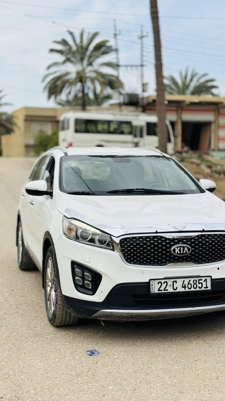 سورنتو 2018 مكفوله من صبغ فقط بارد مكانين صغار بدون فتح فول موصفات  عدا بنروما رقم اربيل بسمي كير مكفوله بيها فقط تبديل رواجز ماشيه 94 سعر 215 بيها مجال ***********
