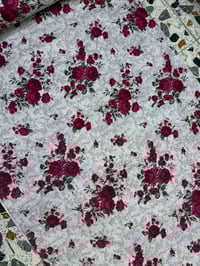 همايون  ألوان ونقشات. شرط ترندات عرض مترين. ورربع  توصيل موجود كل المح...