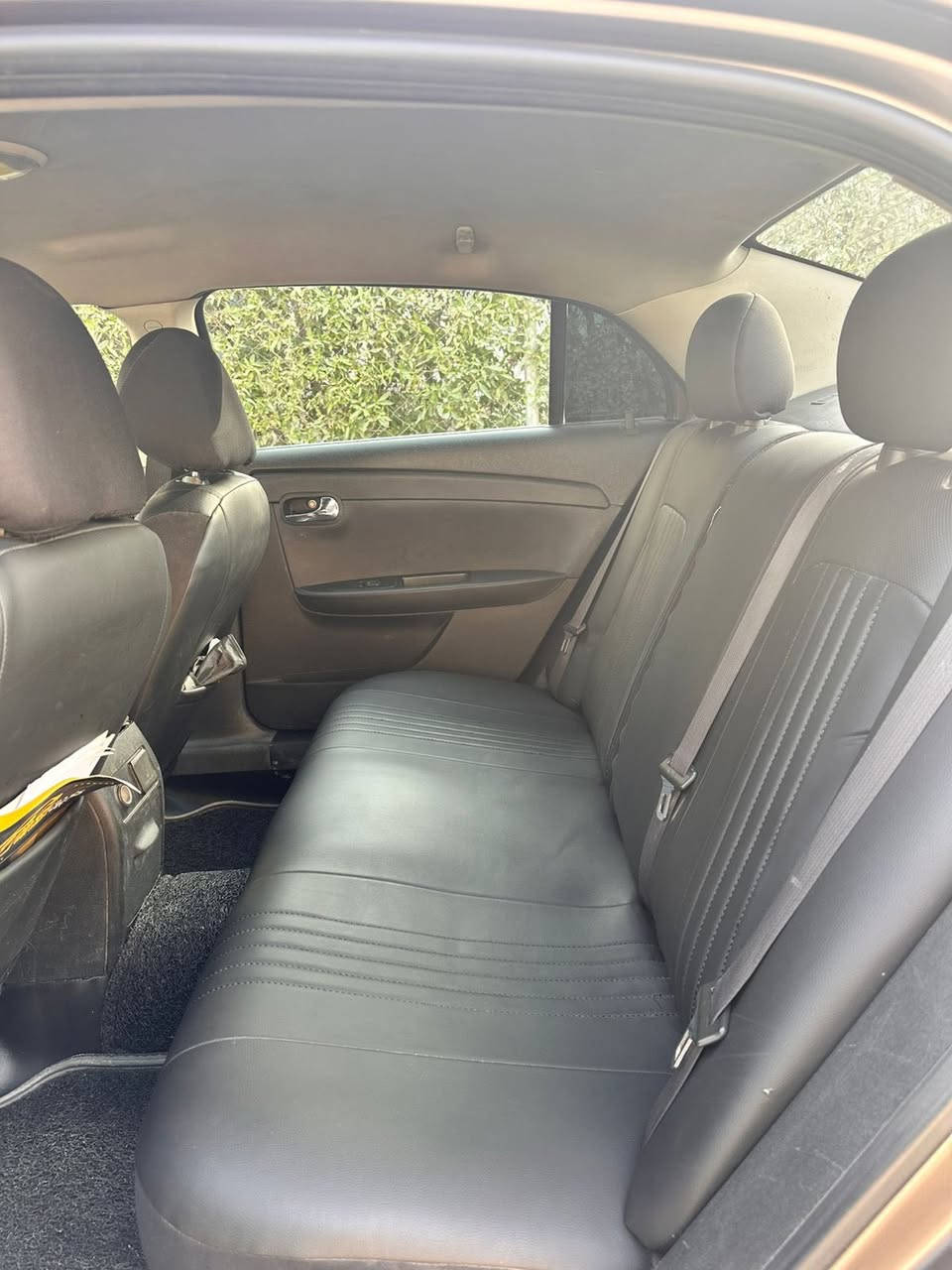 السلام عليكم ماليبو موديل 12 محرك 2400 لاصرف ولا تبخير السياره داخل جلد جيد تحكم ستيرن حاكيه تبريد تدفئه كله شرط تخم تاير.جيد 
السعر (80) ورقه وبيه مجال مكان السياره بغداد (***********)
 السونار مرفق بلمنشور.. وات ساب متوفر
