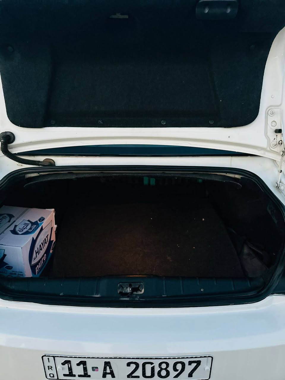 2011 ضربتهه جاملق خلفي بسمي كيرمكينه تبريد مكفولات السعر 75 وبيهه مجال حك الجيه *********** العنوان ابوغريب قرب المستشفى
