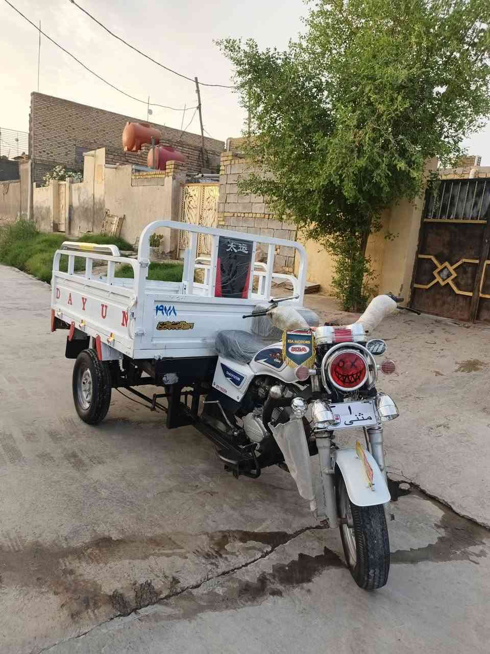 سلام عليكم ستوته للبيع مديل 20 كلك كلك البليته ورقم الشاصي موجود ستوته مالتي اني جناي ستوته هسه توني معمره دبلات جديد لايت اشاير تانكي صفاح كلشي بيه جديد هسه توني معمره اكسن كبس المحرك مالته بلادي السعر 1100 وبيه مجال بصيط مكاني قلعه سكر الرقم ***********
