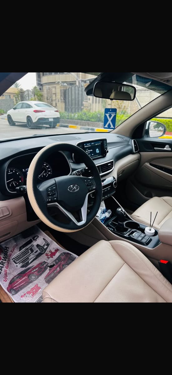 سلام عليكم توسان 2021 امريكي للبيع صوره الحادث مرفقه بلمنشور مكينه وكير مكفولات مكاني جميله 
للاستفسار *********** السعر 170
